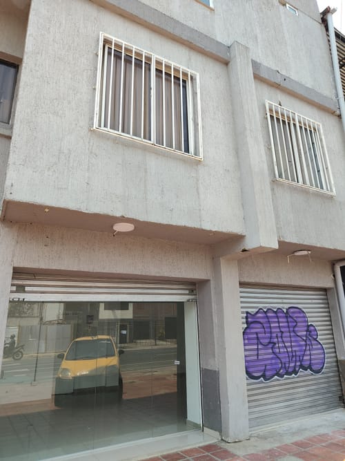 Local en arriendo en 3 De Julio, Cali, 45 m² · foto 2 de 17