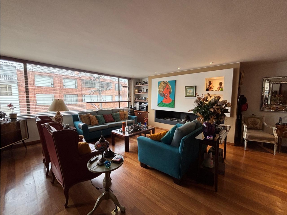 Apartamento en venta en Santa Barbara, Bogotá · foto 2 de 24