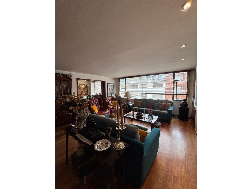 Apartamento en venta en Santa Barbara, Bogotá · foto 8 de 24