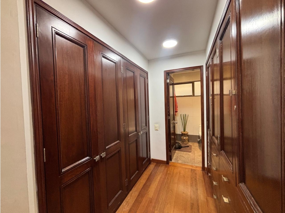 Apartamento en venta en Santa Barbara, Bogotá · foto 12 de 24