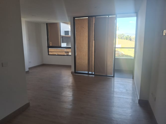 Apartamento de 2 alcobas en arriendo en La Ceja, 68 m² · foto 2 de 16