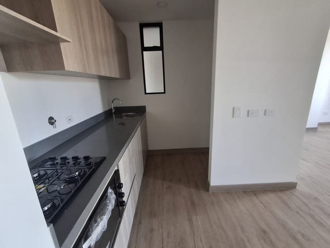 Apartamento de 2 alcobas en arriendo en La Ceja, 68 m² · foto 4 de 16
