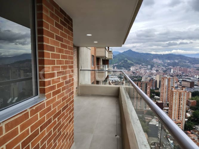 Apartamento de 3 alcobas en venta en Holanda, Sabaneta, 85 m² · foto 8 de 24