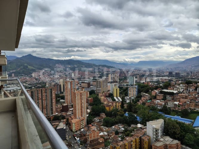 Apartamento de 3 alcobas en venta en Holanda, Sabaneta, 85 m² · foto 9 de 24