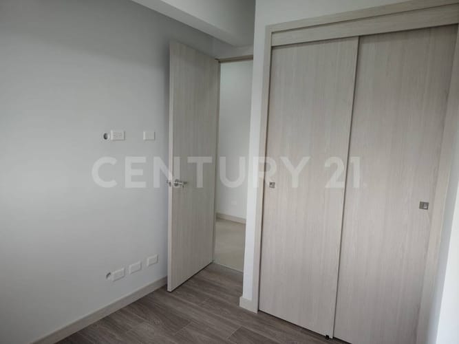 Apartamento de 3 alcobas en venta en Holanda, Sabaneta, 85 m² · foto 15 de 24