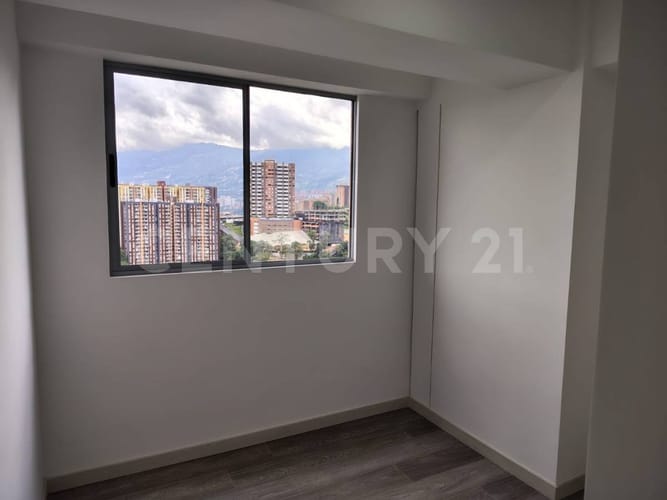 Apartamento de 3 alcobas en venta en Holanda, Sabaneta, 85 m² · foto 16 de 24