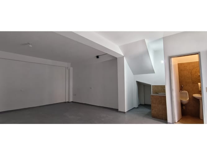 Local en arriendo en Colombia, Medellín, 48 m² · foto 8 de 11