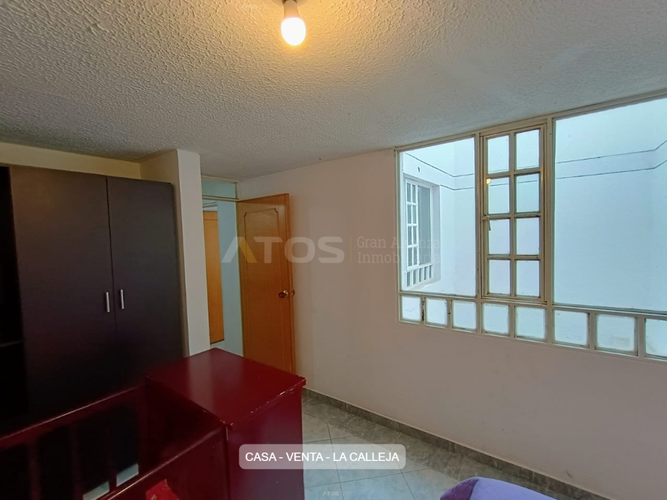 Casa de 5 alcobas en venta en La Calleja, Tunja, 270 m² · foto 7 de 24