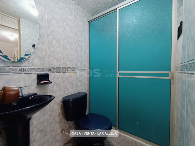 Casa de 5 alcobas en venta en La Calleja, Tunja, 270 m² · foto 14 de 24