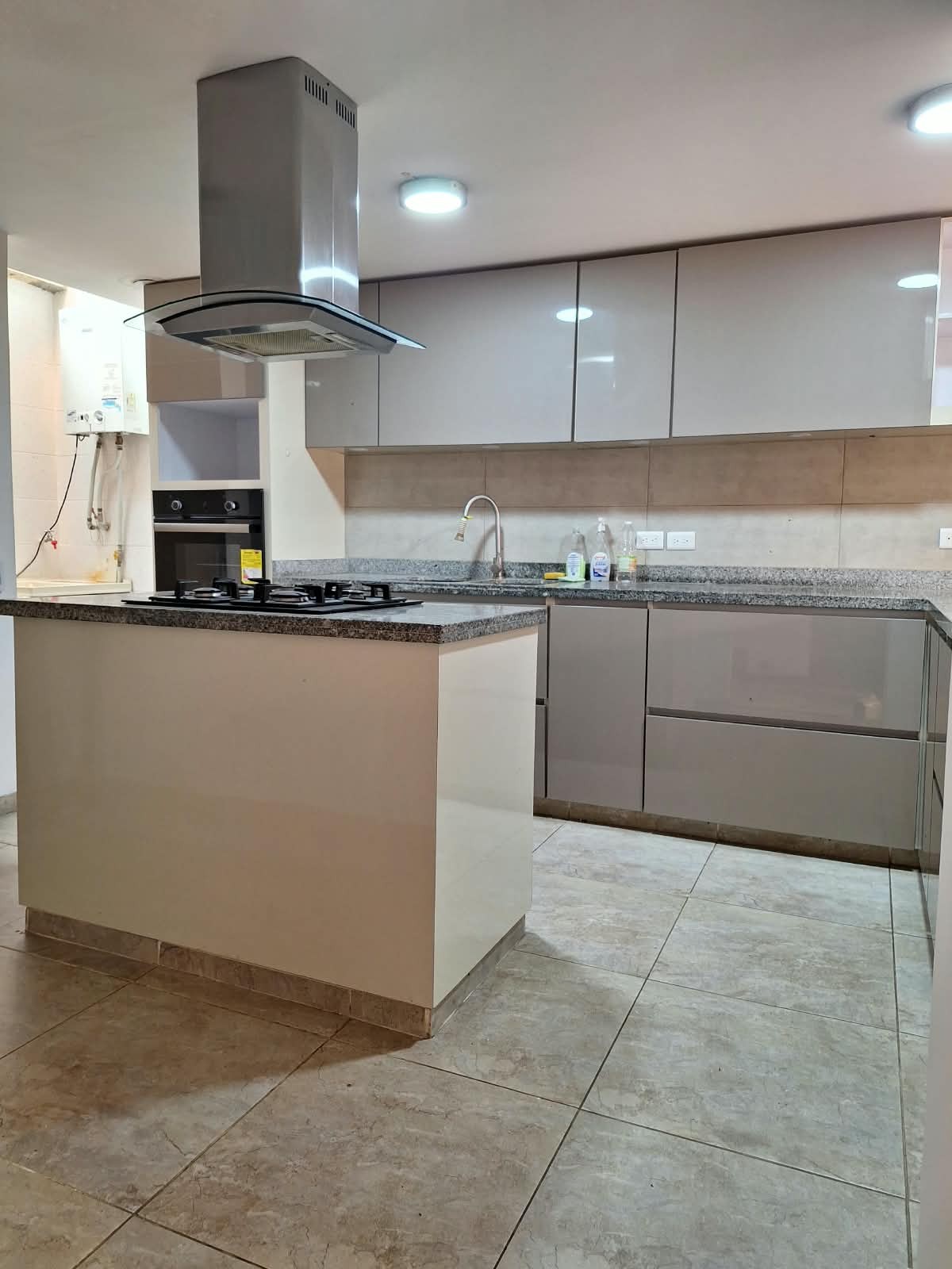 Casa en venta en Colina Campestre, Bogotá · foto 5 de 24