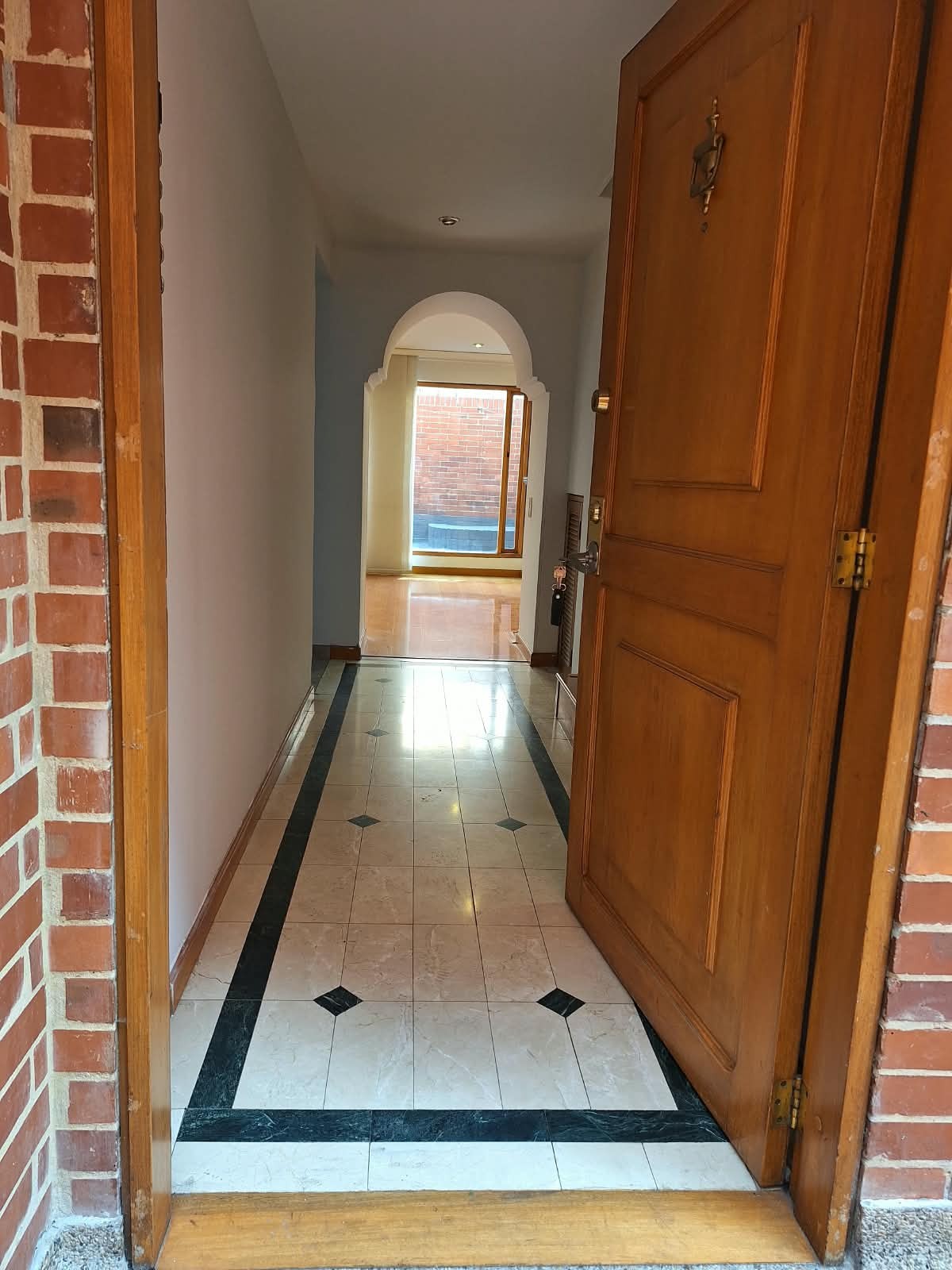 Casa en venta en Colina Campestre, Bogotá · foto 3 de 24