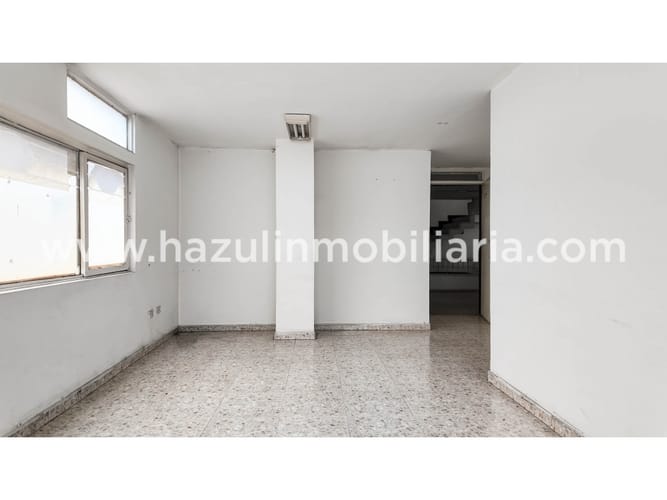 Oficina en arriendo en El Centro, Manizales, 30 m² · foto 2 de 3