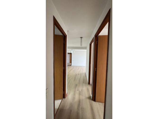 Apartamento de 3 alcobas en arriendo en Castropol, Medellín, 90 m² · foto 4 de 17