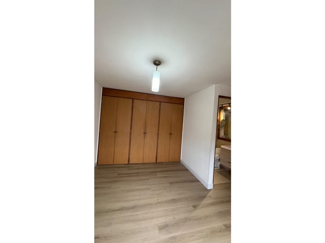 Apartamento de 3 alcobas en arriendo en Castropol, Medellín, 90 m² · foto 15 de 17