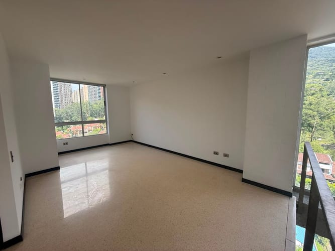 Apartamento de 2 alcobas en arriendo en Urbanizacion Remansos De San Lucas, Medellín, 180 m² · foto 7 de 10
