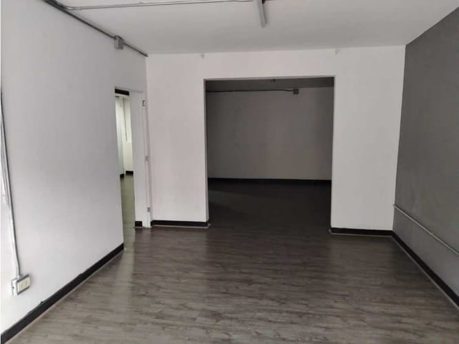 Local en arriendo en Calasanz, Medellín, 240 m² · foto 13 de 20