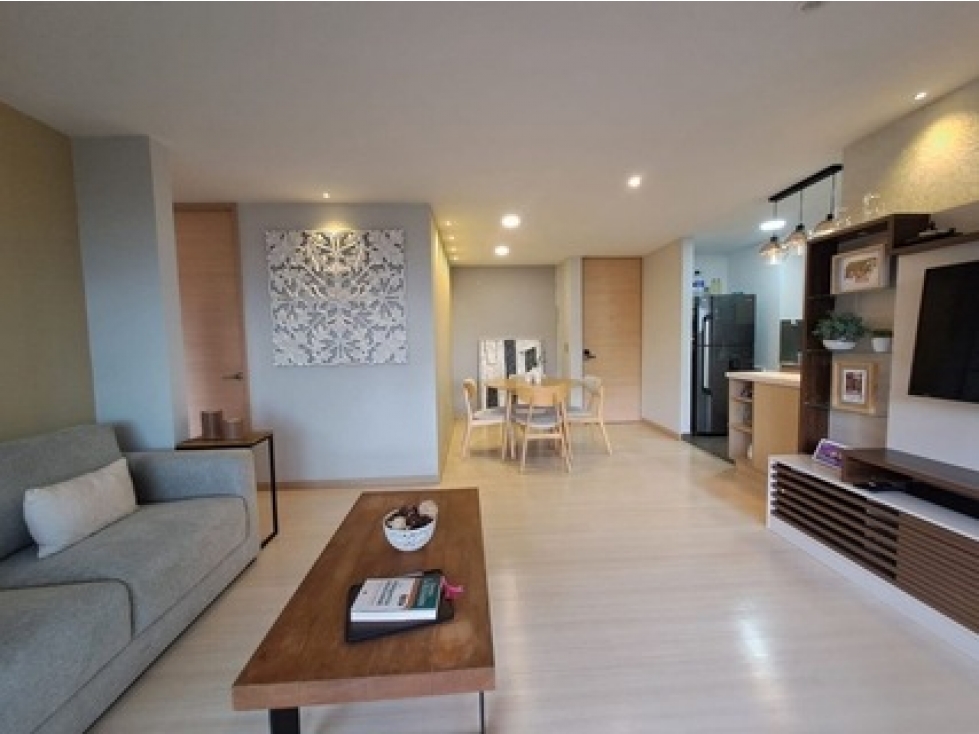 Apartamento en venta en Loma Del Esmeraldal, Envigado · foto 3 de 17
