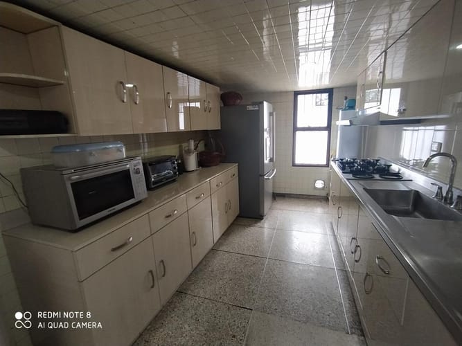 Casa de 5 alcobas en venta en Gran America, Bogotá, 380 m² · foto 11 de 24