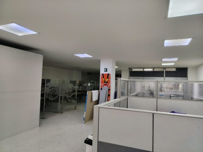 Local en arriendo en Sector Plaza De Bolivar, Pereira, 382 m² · foto 13 de 19