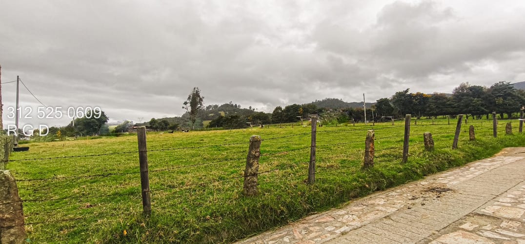 Lote en venta en Montana, Sopó, 3048 m² · foto 2 de 24
