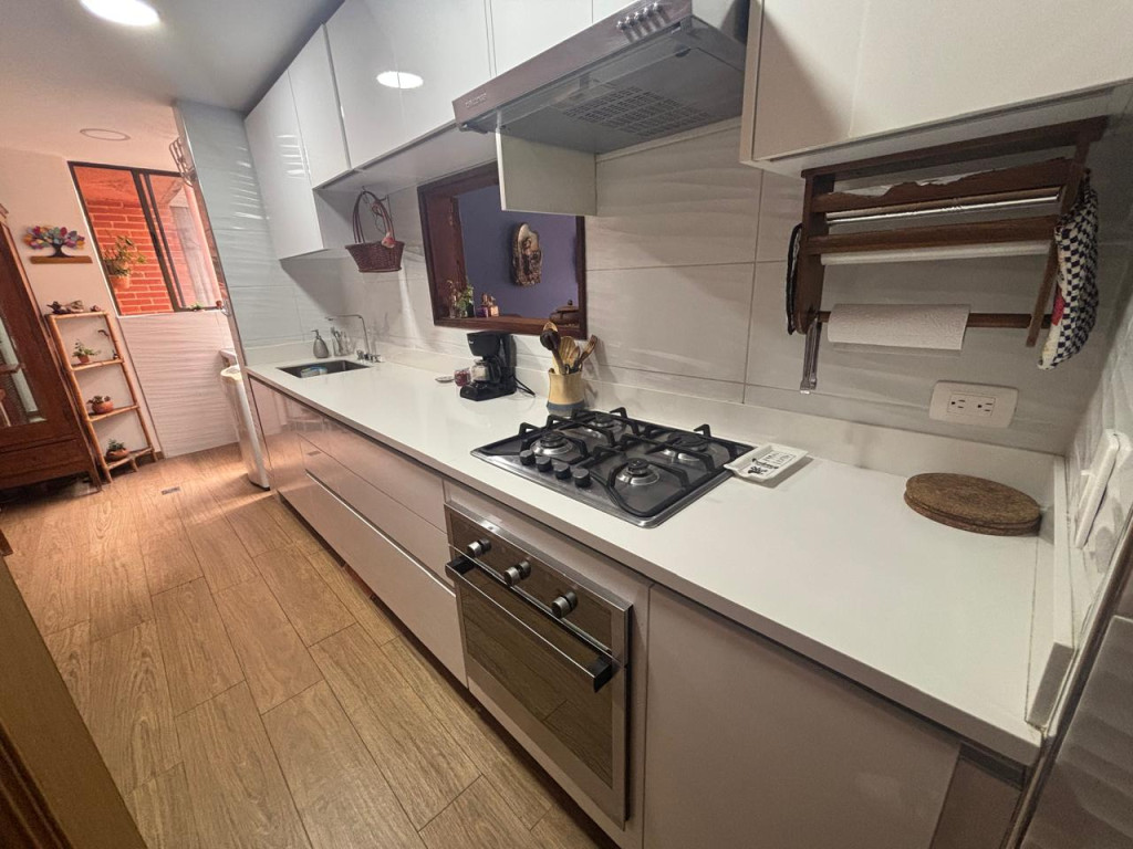 Apartamento en venta en Cedritos, Bogotá · foto 9 de 19