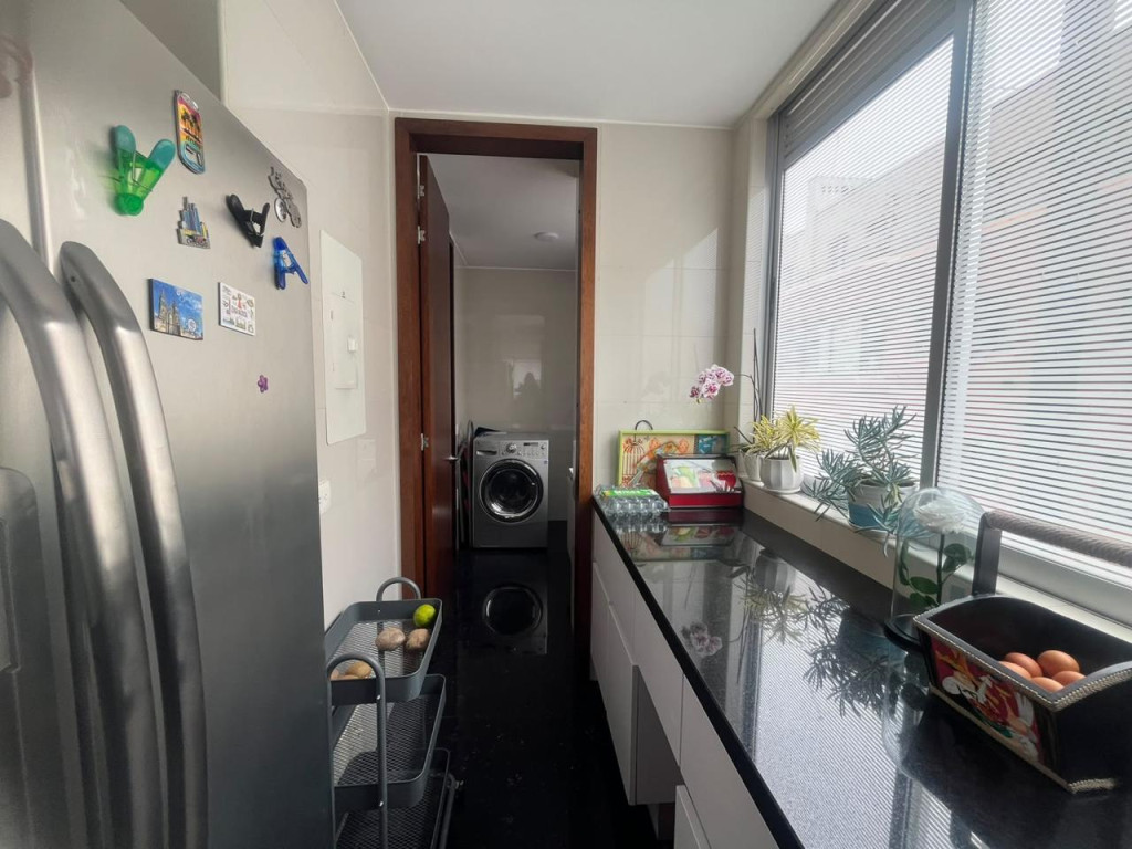 Apartamento en venta en La Carolina, Bogotá · foto 7 de 9
