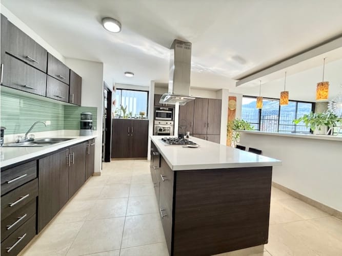 Apartamento de 3 alcobas en venta en Arboledas, Cali, 300 m² · foto 5 de 12