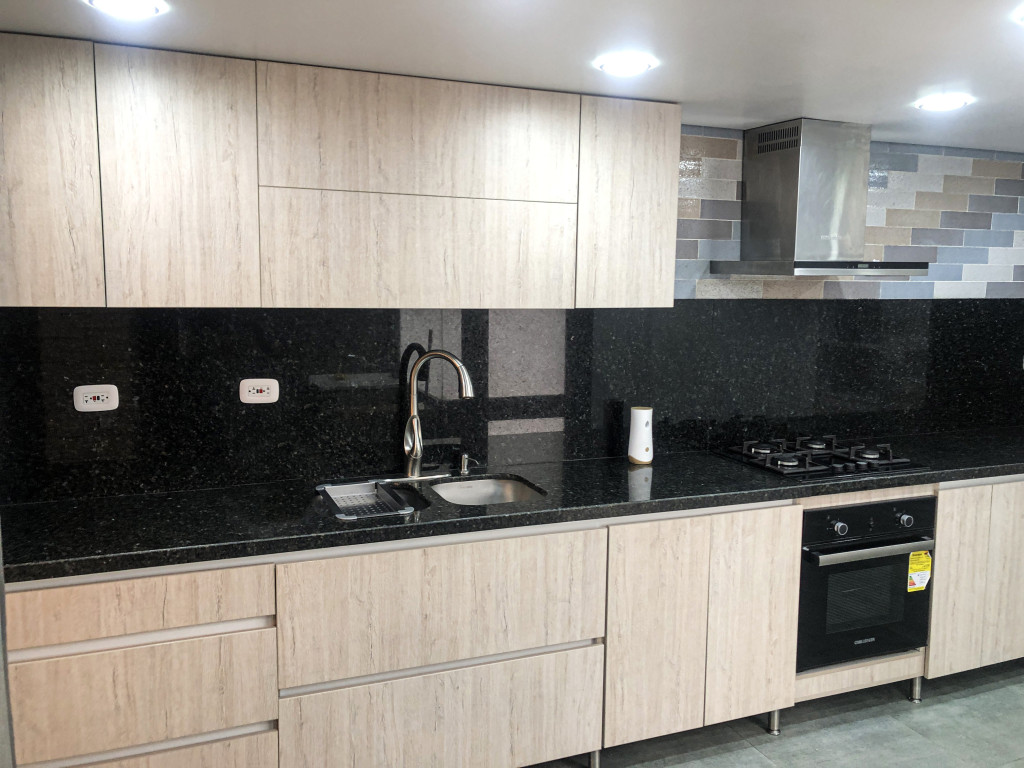 Apartamento en venta en Santa Barbara, Bogotá · foto 8 de 11
