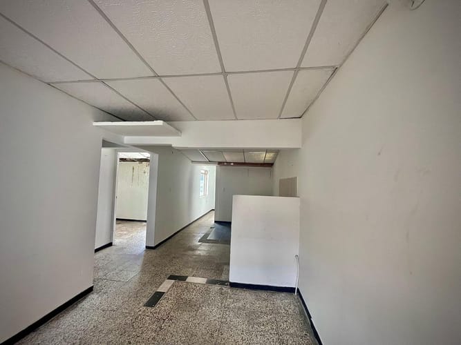 Casa de 6 alcobas en venta en Topacio, Ibagué, 159 m² · foto 11 de 24
