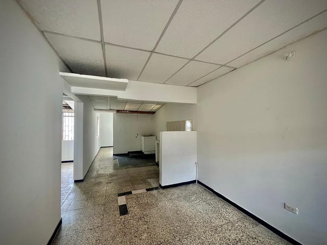 Casa de 6 alcobas en venta en Topacio, Ibagué, 159 m² · foto 16 de 24