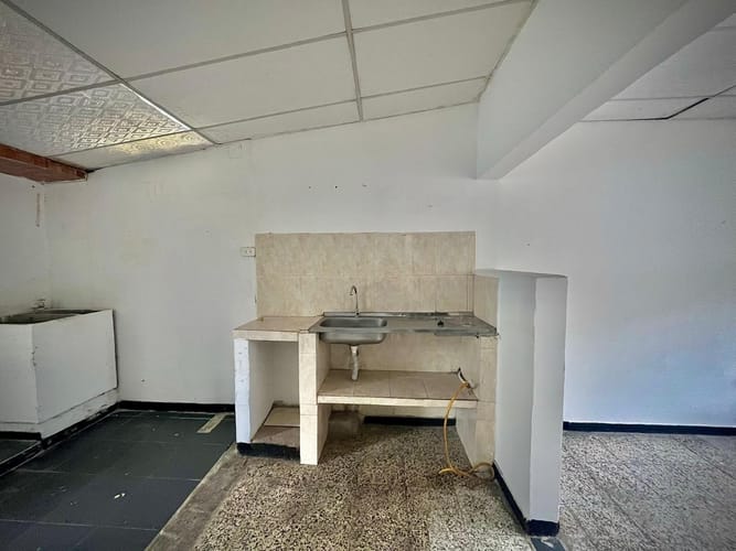 Casa de 6 alcobas en venta en Topacio, Ibagué, 159 m² · foto 19 de 24
