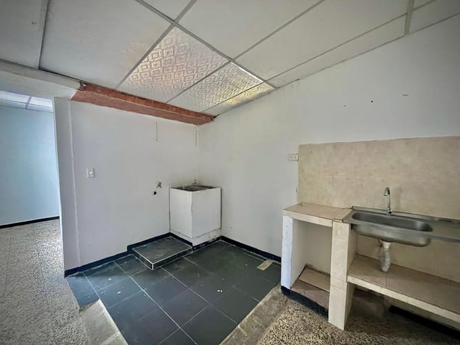 Casa de 6 alcobas en venta en Topacio, Ibagué, 159 m² · foto 21 de 24