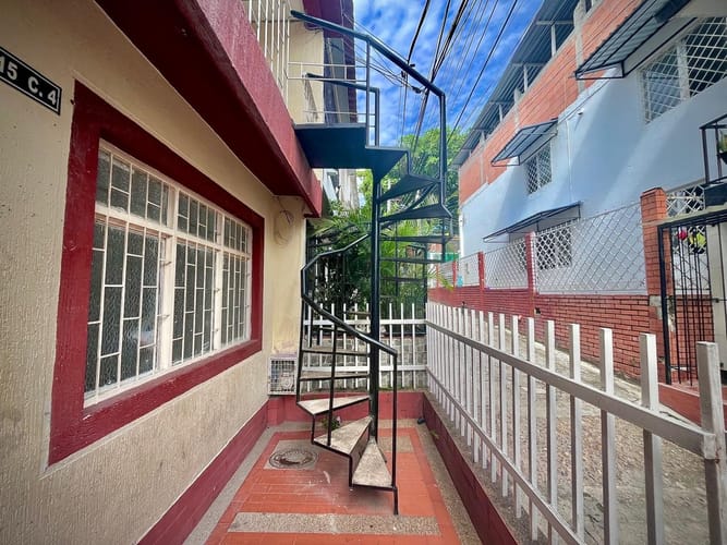 Casa de 6 alcobas en venta en Topacio, Ibagué, 159 m² · foto 14 de 24