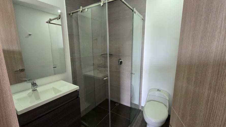 Apartamento de 2 alcobas en venta en Santa Barbara, Bogotá, 123 m² · foto 17 de 20