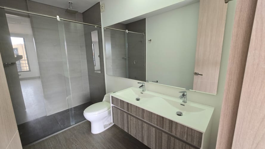 Apartamento de 2 alcobas en venta en Santa Barbara, Bogotá, 123 m² · foto 19 de 20