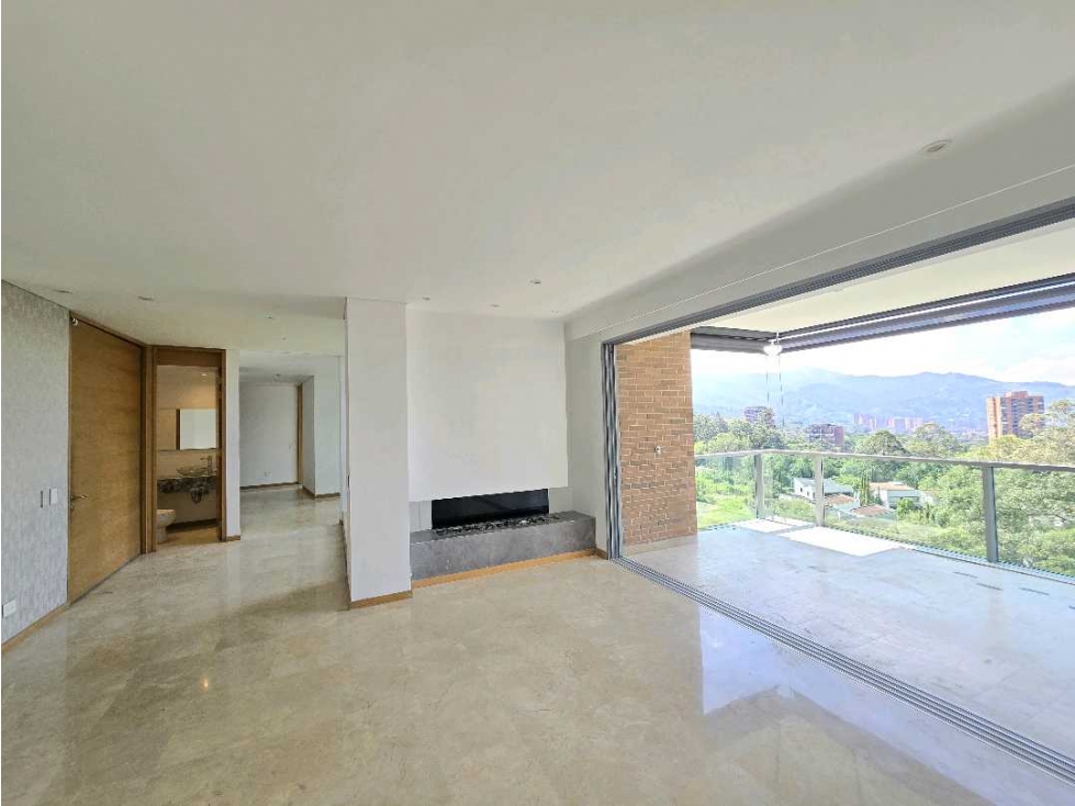 Apartamento en venta en Los Balsos, Medellín · foto 3 de 24