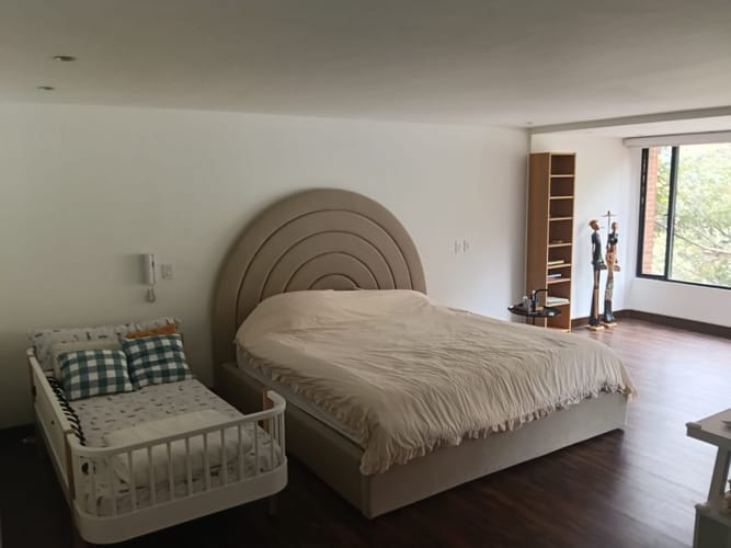 Apartamento de 3 alcobas en venta en Los Rosales, Bogotá, 250 m² · foto 9 de 20
