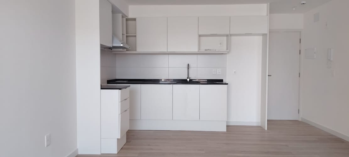 Alquiler de Apartamento 1 Dormitorio más c/ cochera en Cordón · Photo 2