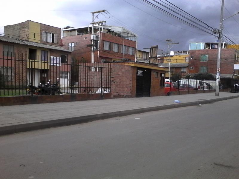Casa en venta en Bilbao, Bogotá · foto 3 de 18