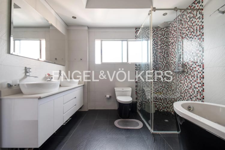 Casa de 4 alcobas en venta en Sotileza, Bogotá, 257 m² · foto 15 de 16