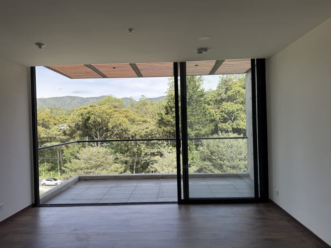 Apartamento de 2 alcobas en venta en Los Salados, El Retiro, 81 m² · foto 2 de 21