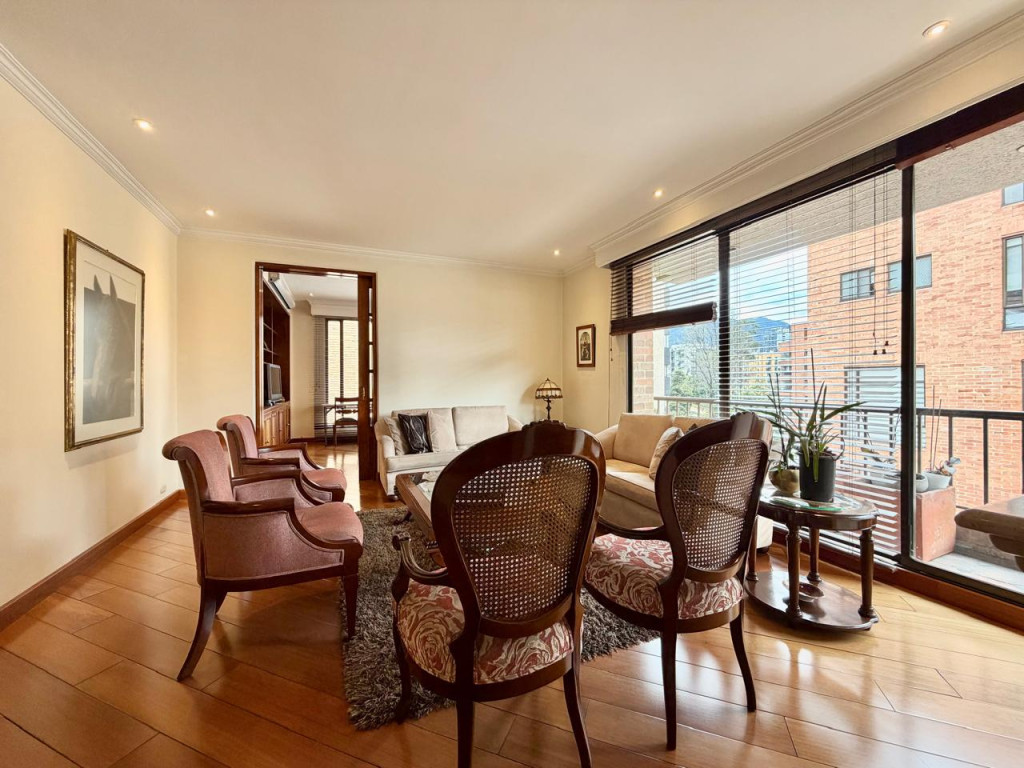 Apartamento en venta en Chico Norte, Bogotá · foto 3 de 21