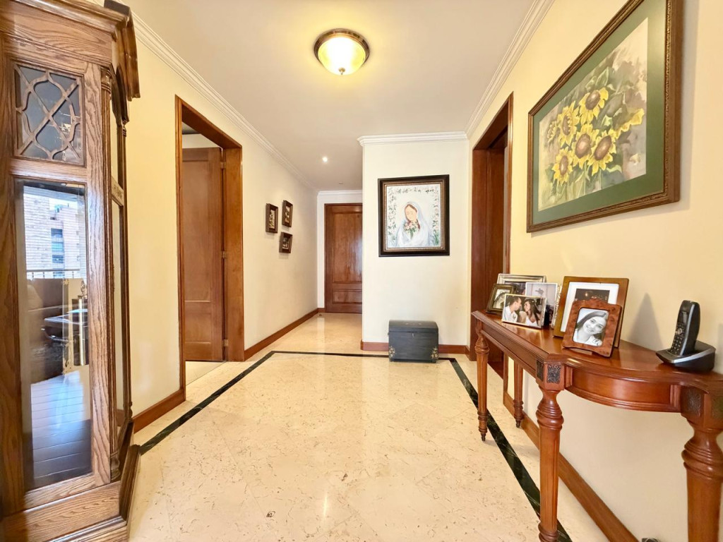 Apartamento en venta en Chico Norte, Bogotá · foto 8 de 21