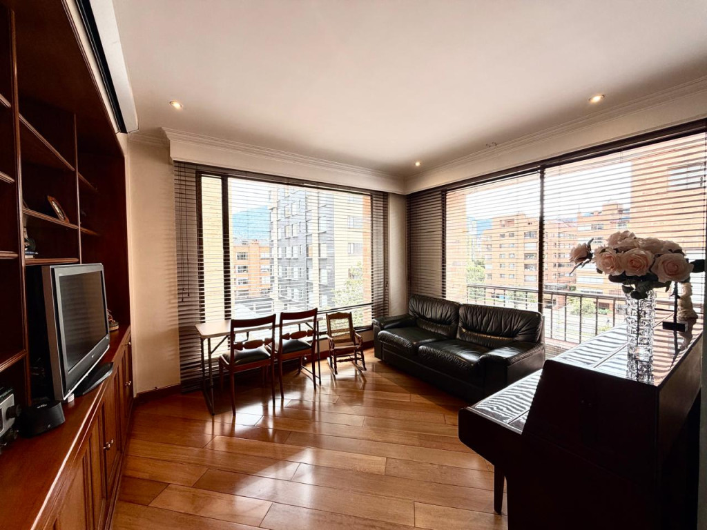Apartamento en venta en Chico Norte, Bogotá · foto 10 de 21
