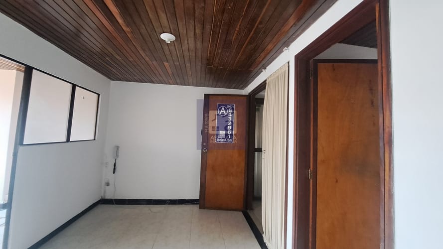 Oficina en arriendo en Garcia Rovira, Bucaramanga, 43 m² · foto 9 de 10