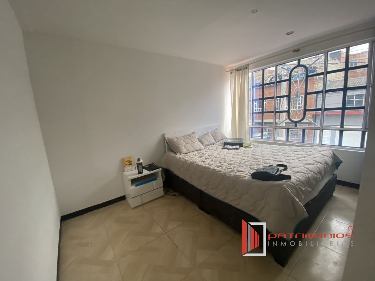 Casa en venta en Eduardo Santos, Bogotá · foto 11 de 24