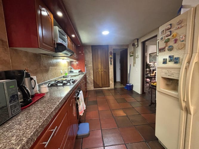 Casa de 5 alcobas en venta en Niza Norte, Bogotá, 309 m² · foto 13 de 24