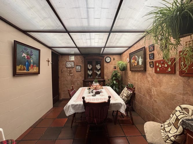 Casa de 5 alcobas en venta en Niza Norte, Bogotá, 309 m² · foto 16 de 24