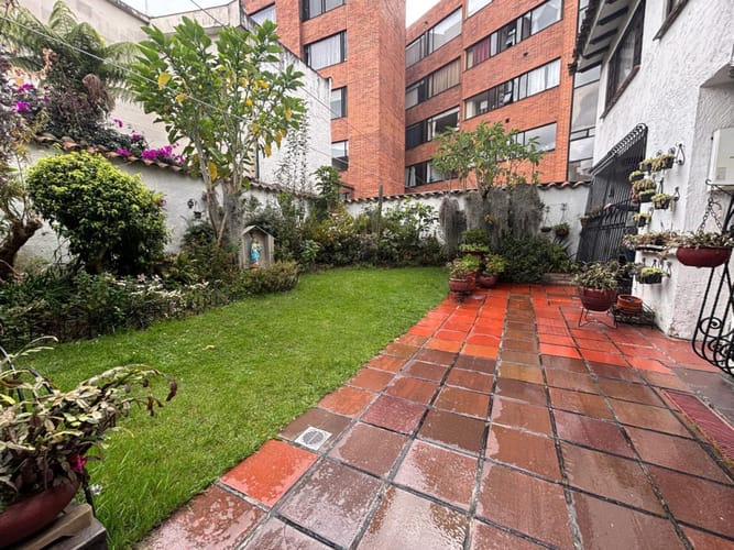 Casa de 5 alcobas en venta en Niza Norte, Bogotá, 309 m² · foto 19 de 24