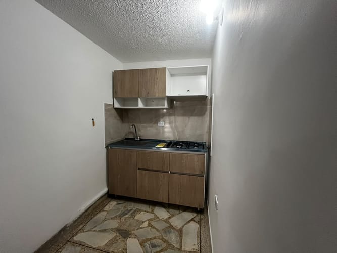 Local en arriendo en Belen La Palma, Medellín, 44 m² · foto 3 de 7